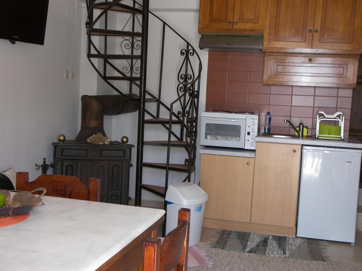 Hiona Cottage Palekastro Exterior photo
