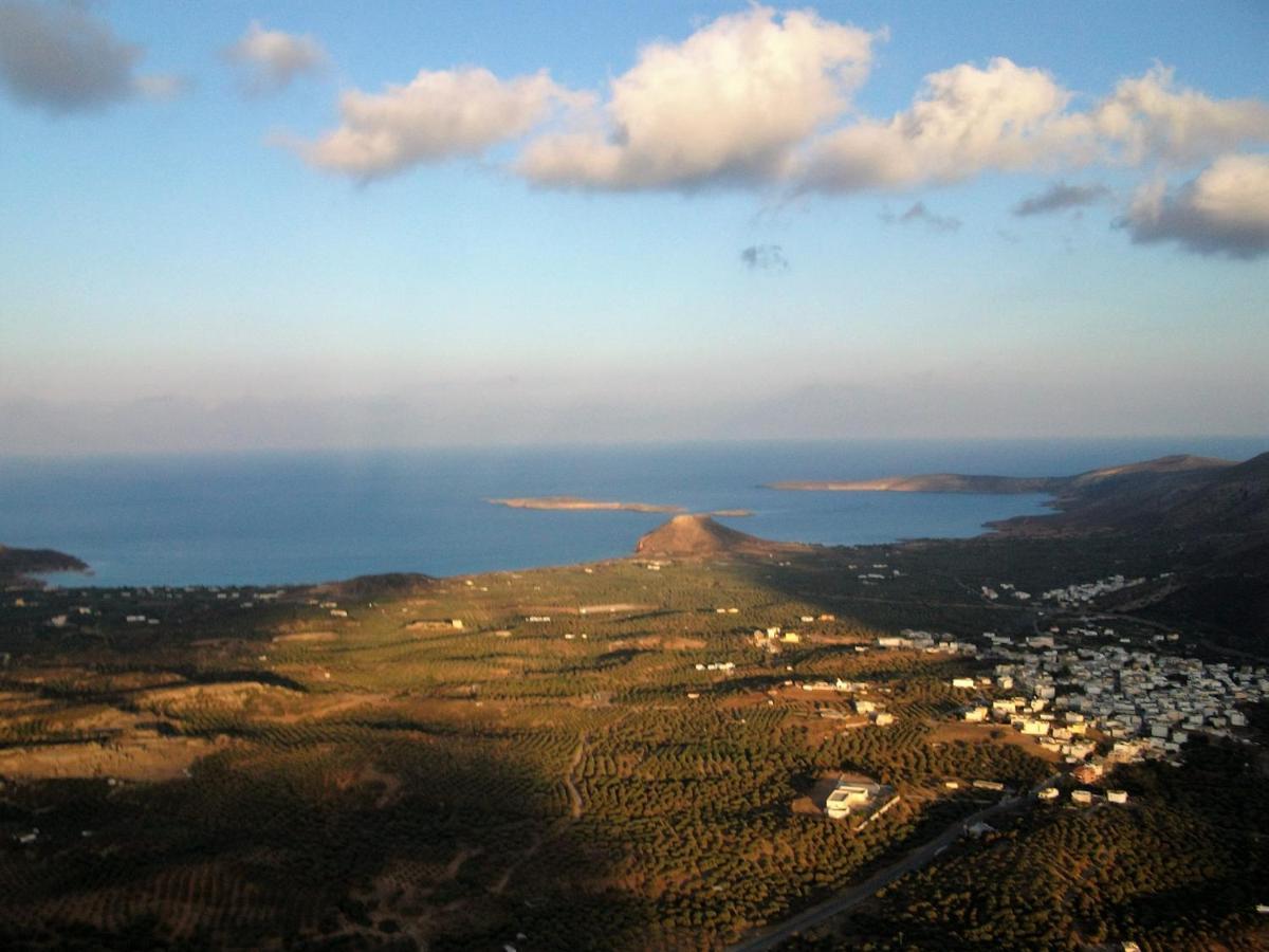 Hiona Cottage Palekastro Exterior photo